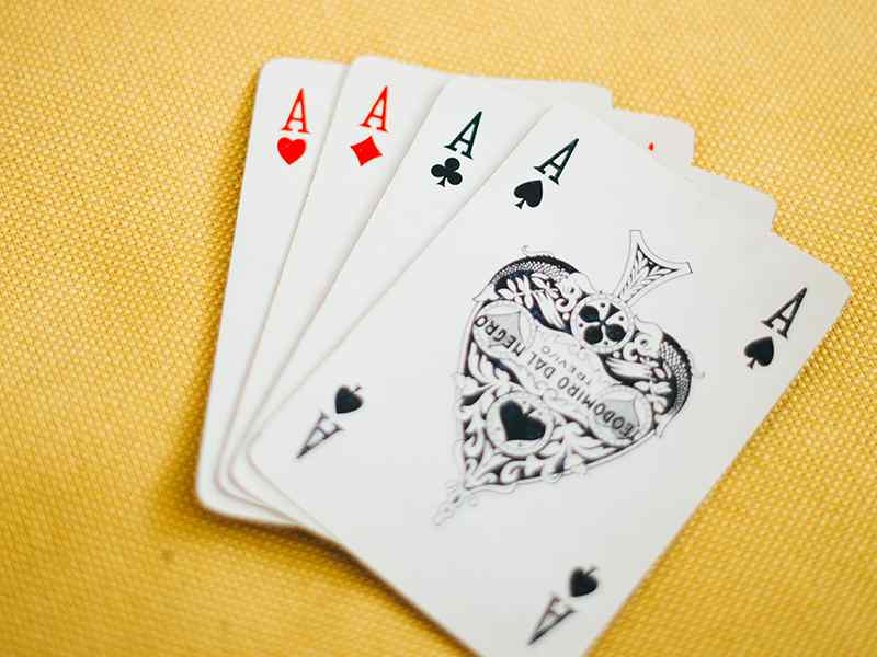 Five Pro Tips to Boost Your Texas Hold&#39;em Game Now | Skrill