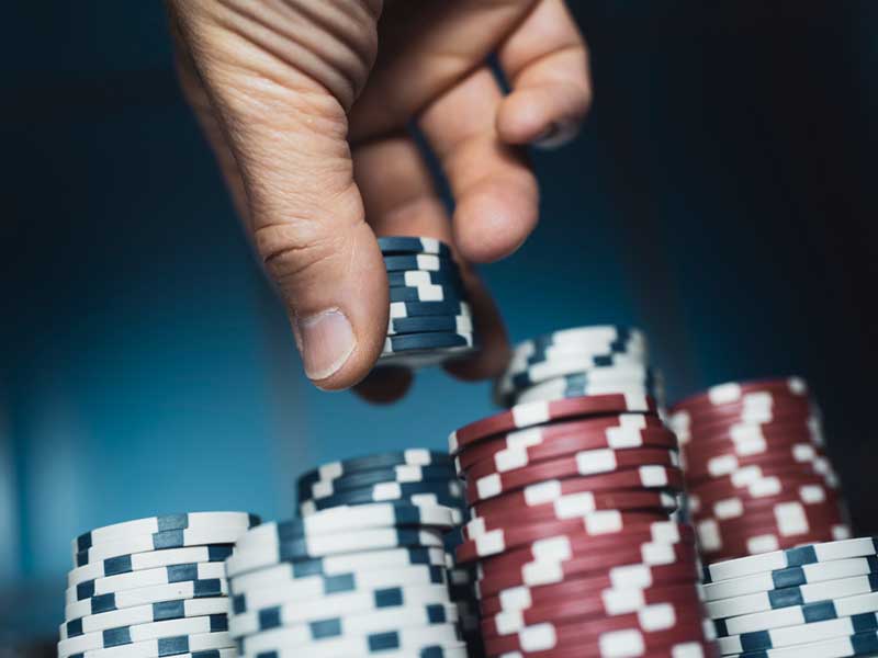 Five Pro Tips to Boost Your Texas Hold'em Game Now | Skrill